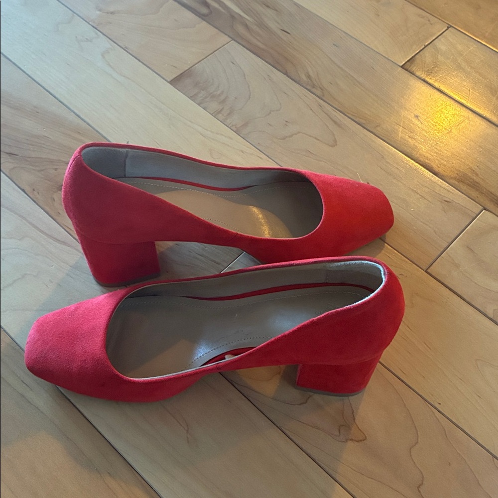 Red square toe heels
